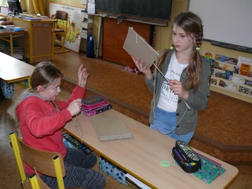 5. A Zdravíme čtenáře Paprsku z V.