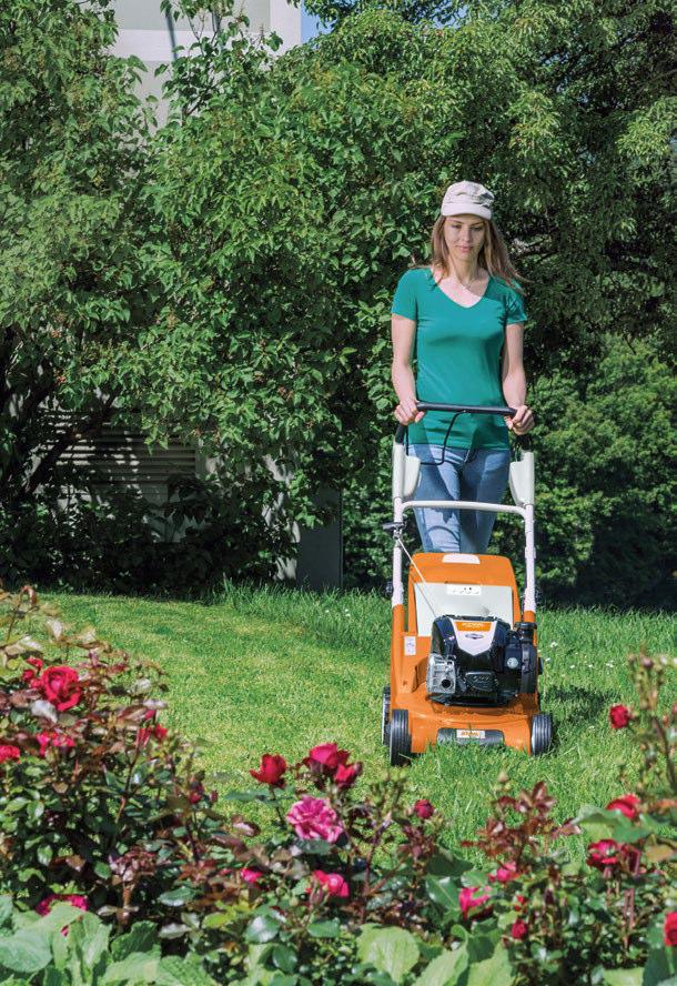 RM 4 T 163 cm 3, 2,4 kw/3,3 k, 29 kg. Kompaktní, robustní a výkonná benzinová sekačka se šířkou záběru při sečení 43 cm pro středně velké plochy.