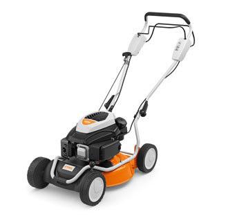 RM 2 RT 149 cm 3, 2,2 kw/3,0 k, 30 kg. Speciální benzínová mulčovací sekačka s šířkou řezu 46 cm pro střední velikost trávníku.