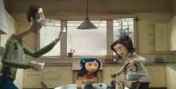 Koralína a svět za tajnými dveřmi Animovaný fantasy, USA, 2009, 101 min Režie: Henry Selick V českém znění: Tereza Taberyová, Zbyšek Pantůček Koralína je zvědavé a neposedné děvče.