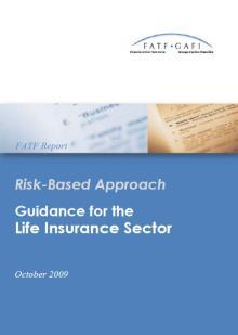 vyžadovat ale je třeba umět je i ověřovat Risk-Based Approach AML hodnocení rizik Potenciální přínosy Lepší řízení rizik Zaměření se na 'skutečná' rizika a hrozby Flexibilita v přizpůsobení se novým