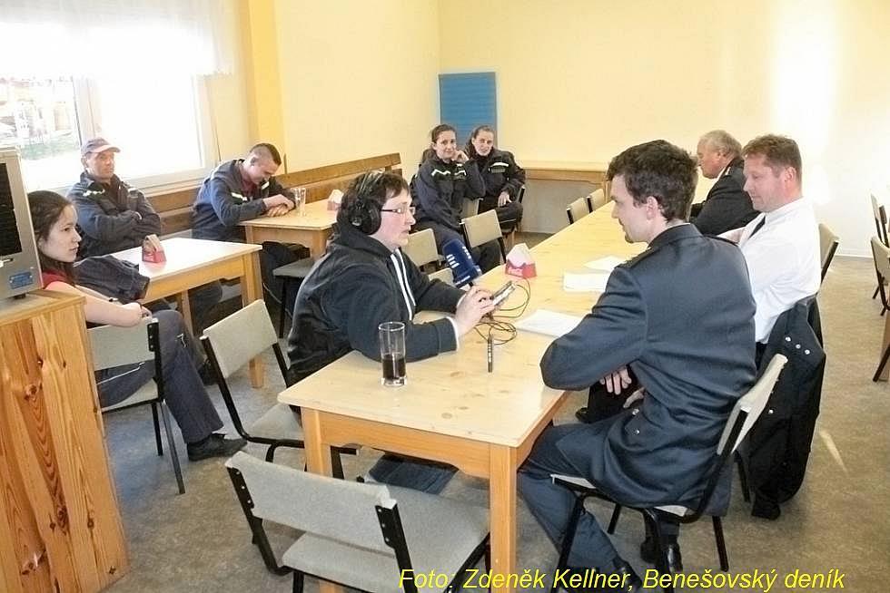 kronika SDH Bedrč rok 2016, strana 1 Rok 2016 byl naplněn spoustou akcí, ať už brigád (3 velké brigády), školení, společenských událostí, zapůjčováním stanů, ale i častějšími výjezdy jednotky sboru