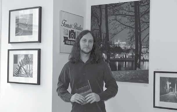 ročníku Salonu české fotografie jsou Tomáš Paulus (na snímku vlevo) a Nina Šmídek.