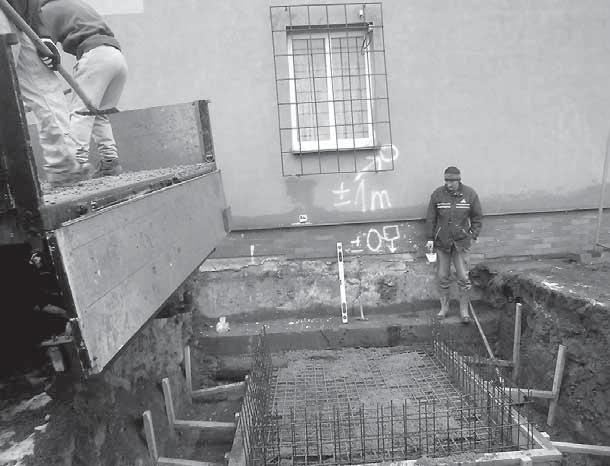 Pak se udělá výběrové řízení na dodavatele zakrytí velkého plaveckého bazénu. Stav kadaňské nemocnice se během posledního období zlepšil, jistě k tomu přispěla i podpora města.