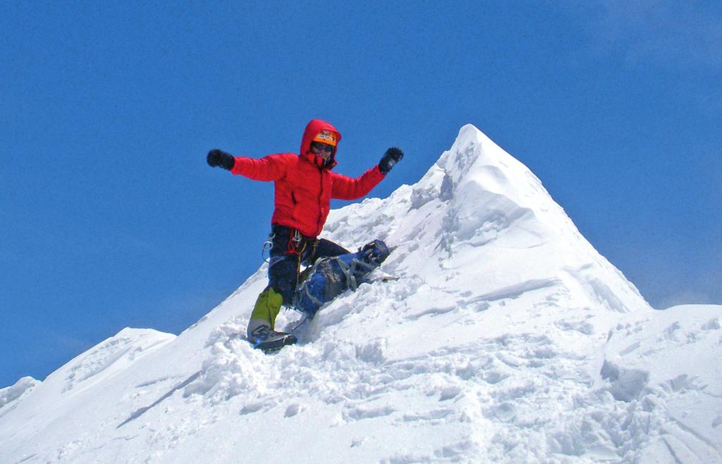 36 na K2 ze severu. Proč poprvé volíš tuto stranu hory? Na K2 jsem byl čtyřikrát. Jednou mě zastavilo zranění, ostatní pokusy vždy stoplo počasí.