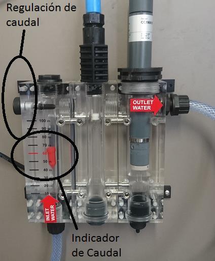 Kabel od sondy připojte do jednotky následovně: - Bílý kabel (+): Vstup 11 - Hnědý kabel (-): Vstup 10 - Mezi vstupy 9 a 3 musí být instalována klema 3.3.3.3.4.