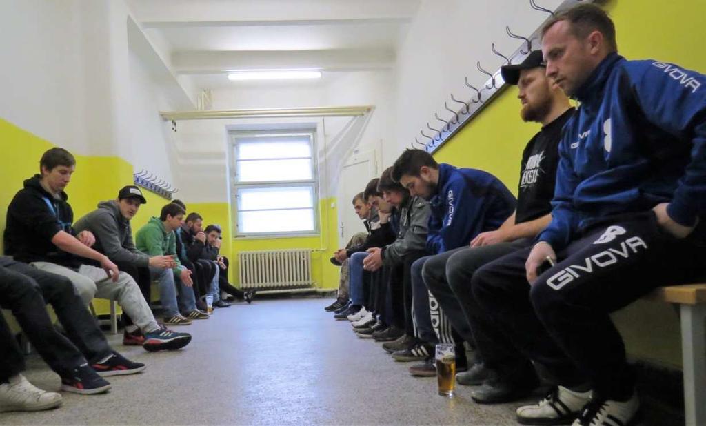 A třídy, Marek Šándor a Jakub Shejbal nastupují v krajském přeboru dospělých a my doma, bohužel, jen pláčeme nad rozlitým mlékem Ale pozor! IV.
