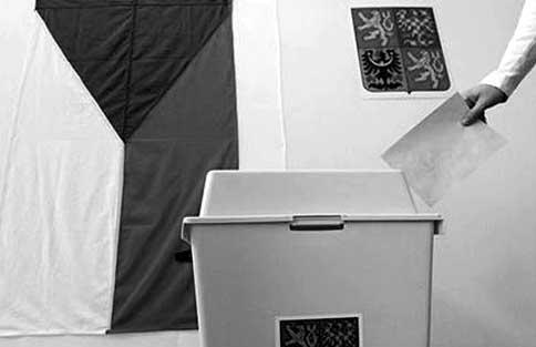 Informace o zpûsobu hlasování ve volbách do zastupitelstev obcí ve dnech 15. a 16. fiíjna 2010 Volby do zastupitelstev obcí vyhlásil prezident republiky sv m rozhodnutím ã. 207/2010 Sb. ze dne 18.