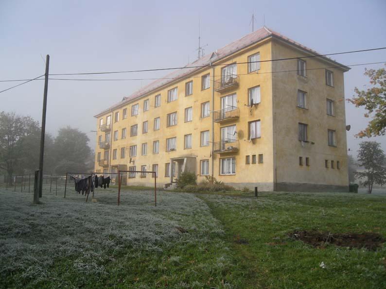 ev.č. T-0543-11 Předmět ocenění: bytová jednotka č.195/5 v čp. 195 a 196, obec Nová Ves, včetně příslušenství a spoluvlastnického podílu na domě a pozemku Objednatel: Usnesení č.j.97ex 4022/11-38 JUDr.