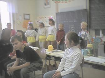 Čtveřice pedagogických pracovníků ve složení Mgr. Jana Hladíková, Mgr. Jaroslava Sedláčková, Marie Lánczová a Mgr.