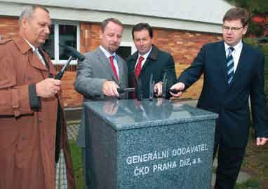 50 Dozorčí rada hodnotí kladně zejména: dosažený hospodářský výsledek; zahájení realizace IV. etapy výstavby Plzeňské joint-stock company.