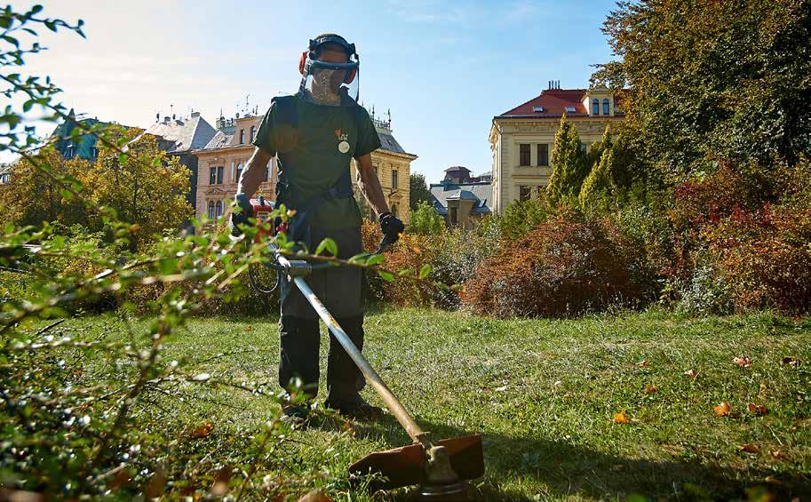 Tyto aktivity směřujeme jak dovnitř do organizace, s cílem rozvoje našich zaměstnanců, tak směrem navenek.