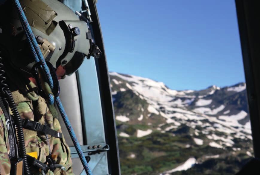 To vše samozřejmě přináší rizika, nicméně armádní piloti jsou cvičeni i na skutečné extrémy. V tomto roce se podařilo absolvovat noční lety (NVG) i přes značná hluková omezení, která na místě panují.