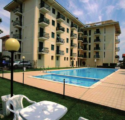 Jednoduše, ale účelně vybavené apartmány mají vlastní sociální zařízení, TV, pračku, klimatizaci a 2 balkony. 77 residence SNT É (Jesolo Lido st) 25. 05. 01. 06. 7400 10950 11860 12770 06. 07.