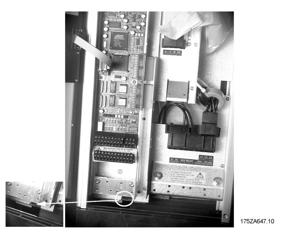 6002-6005 200-240 V Krytí IP 54, provedení kompakt VLT
