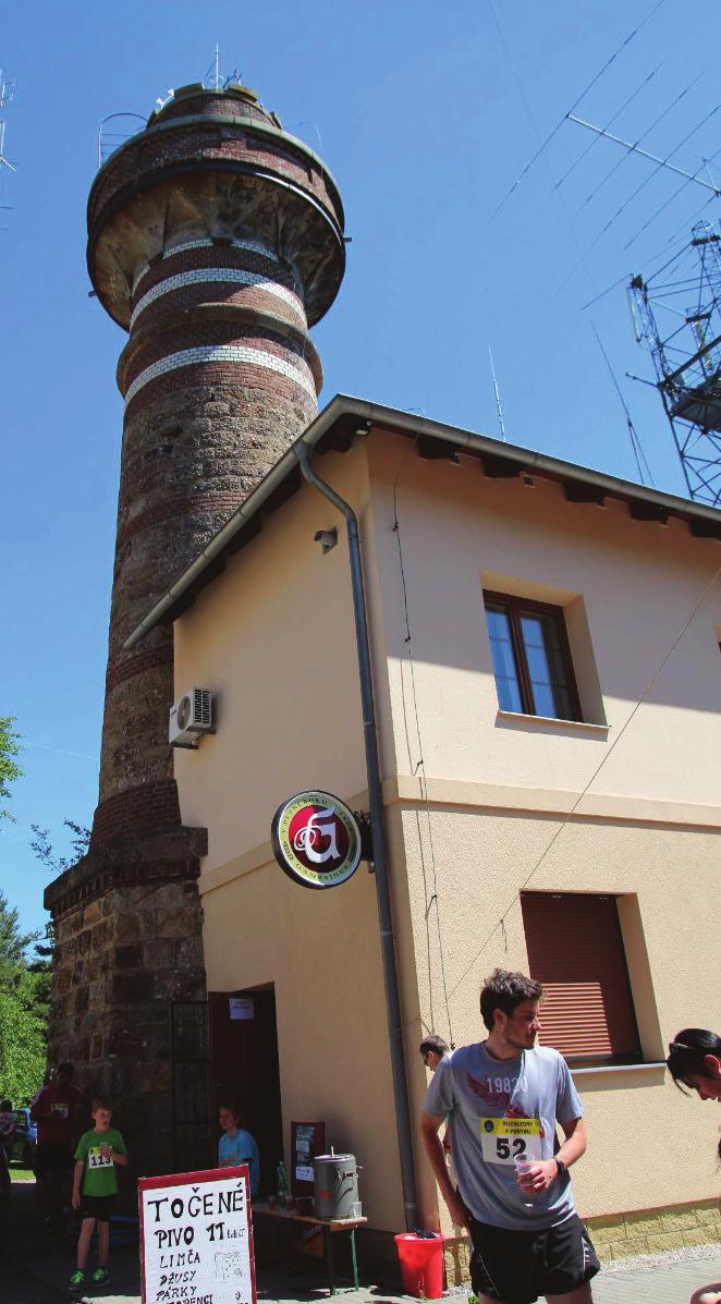 KRKAVEC TŘIKRÁT JINAK 3.6. Závodníci zdolají vrch Krkavec nacházející se blízko Plzně třemi způsoby. Prvním závodem je běh do vrchu o délce 810 s hromadným startem.