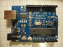 3 Arduino 3 hodiny Čas ke studiu Cíl Charakteristika jednodeskového počítače Arduino, základní hardware a druhy jednodeskových počítačů Arduino, programování a struktura programu pro Arduino.