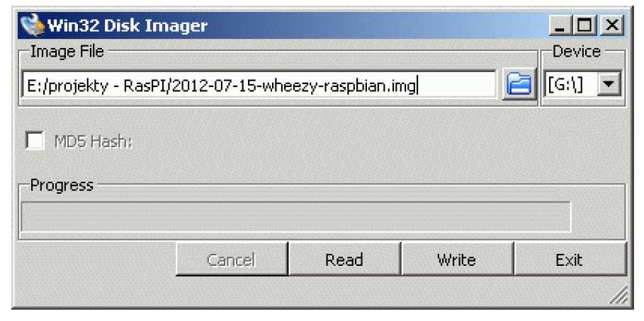 Obr. 5.7 Win32 Disk Imager Do Image File patří cesta k souboru.img systému. Pak již jen stačí v Device označit písmeno karty a stisknout Write. Systém se nyní nahrál na kartu.