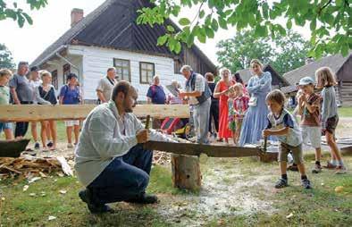 1. po út Výstava: Krása motýlích křídel 30. Dobříš > Městská knihovna Dobříš, po Výtvarná dílna s Jíťou: Vázička z ručního papíru 1. Dobříš > 12 17 hod.