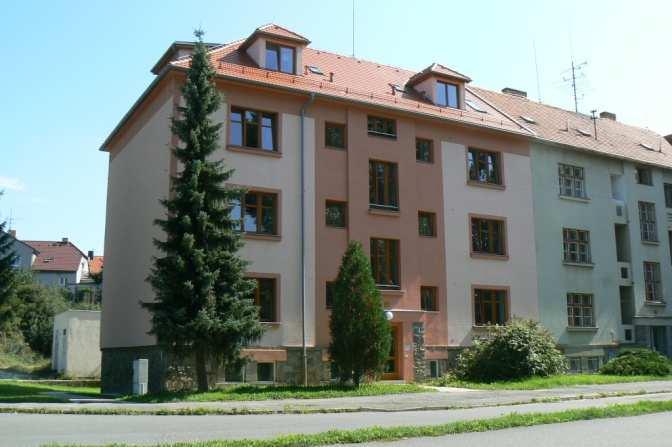 Přehled realizovaných investic (nad Kč 1.000.000,-) pro město Písek a SVJ Rekonstrukce domu čp. 1497, ulice nábřeží 1.