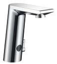 Hansgrohe a Axor armatury Sériové spoření 7,2 l/min Hansgrohe umyvadlové armatury vyráběné v sériích mají díky EcoSmart technologii průtok 7,2 l/min Metropol E # 14070xxx Metropol S # 14061xxx Metris