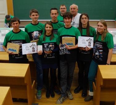 Panovala mezi nimi mírná soutěživost, možná právě proto byli později všichni tak skvěle připraveni.