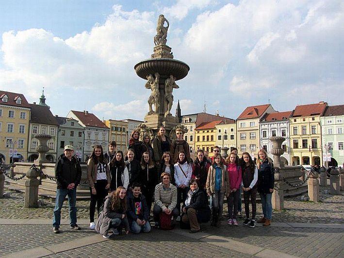 Naše gymnázium + Realschule Wunsiedel = skvělý výměnný pobyt V týdnu od 23. - 27. 3. 2015 hostili vybraní žáci ze tříd 3. E a 4.
