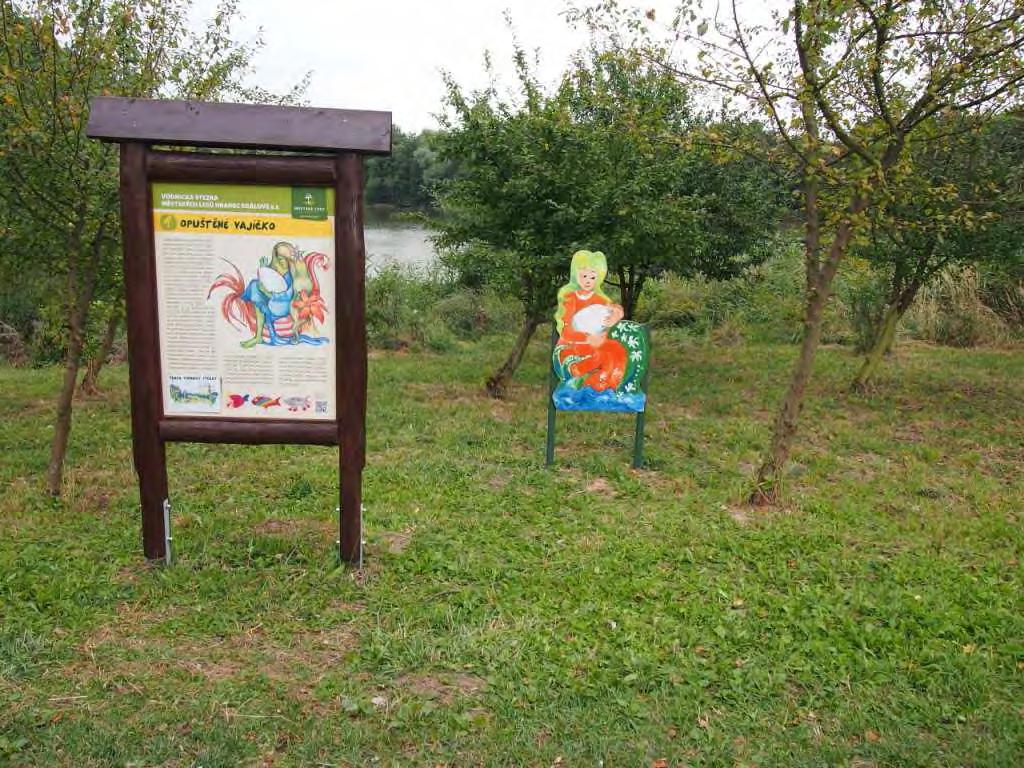 (Prausová 2014) Foto 12 Zastávka vodnické stezky u