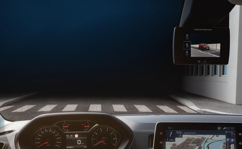 SURROUND REAR VISION* VĚDĚT VŠE O SVÉM OKOLÍ Již žádné kompromisy mezi ochranou nákladu a