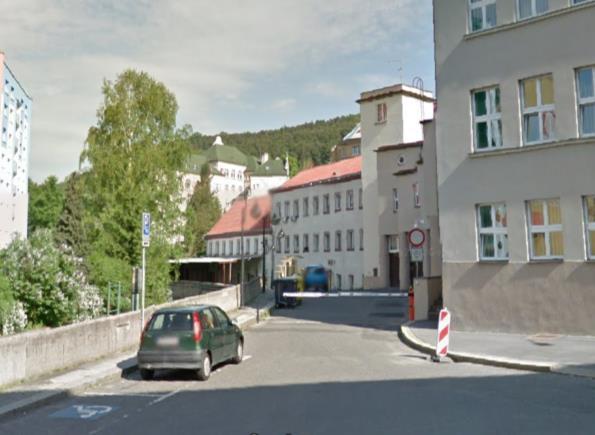 cz Telefon: +420 412 593 111 Fax podatelna: 412 593 117 Datová schránka: x9hbpfn IČ: 00261238 DIČ: CZ00261238 6.