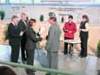 22, 23 20. 4. Zastupitelstvo Olomouckého kraje schválilo Závěrečný účet Olomouckého kraje za rok 2004. 13. 5. Termín pro přijetí žádostí v rámci 1. výzvy pro předkládání projektů do INTERREG IIIA.