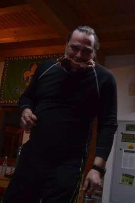 zahřáli a u