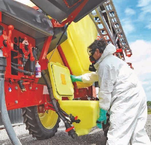 Úložná síť Úložná síť je integrována do levého bočního krytu, která vám umožní