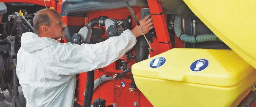 Automatické plnění postřikových rozvodů: před začátkem postřiku jsou rozvody plněny chemikálií přesně až k tryskám s automatickým vypnutím