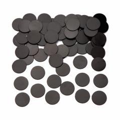 - Magnety samolepící