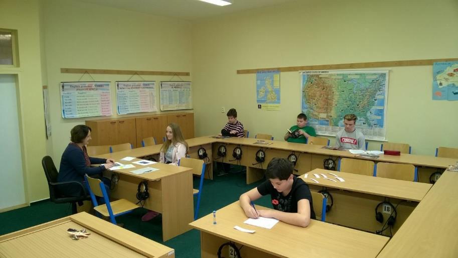 Den otev ených dve í a Vánoční jarmark Dne.. 6 se konal již tradiční Den otev ených dve í a vánoční jarmark.