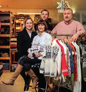Příběh úspěchu Pořád jsme hlavně čepičáři, říká Adam Pertl, syn zakladatelky tradiční oděvní firmy KAMA Fokus Pohraniční tržnice patřily ke koloritu divokých 90. let.