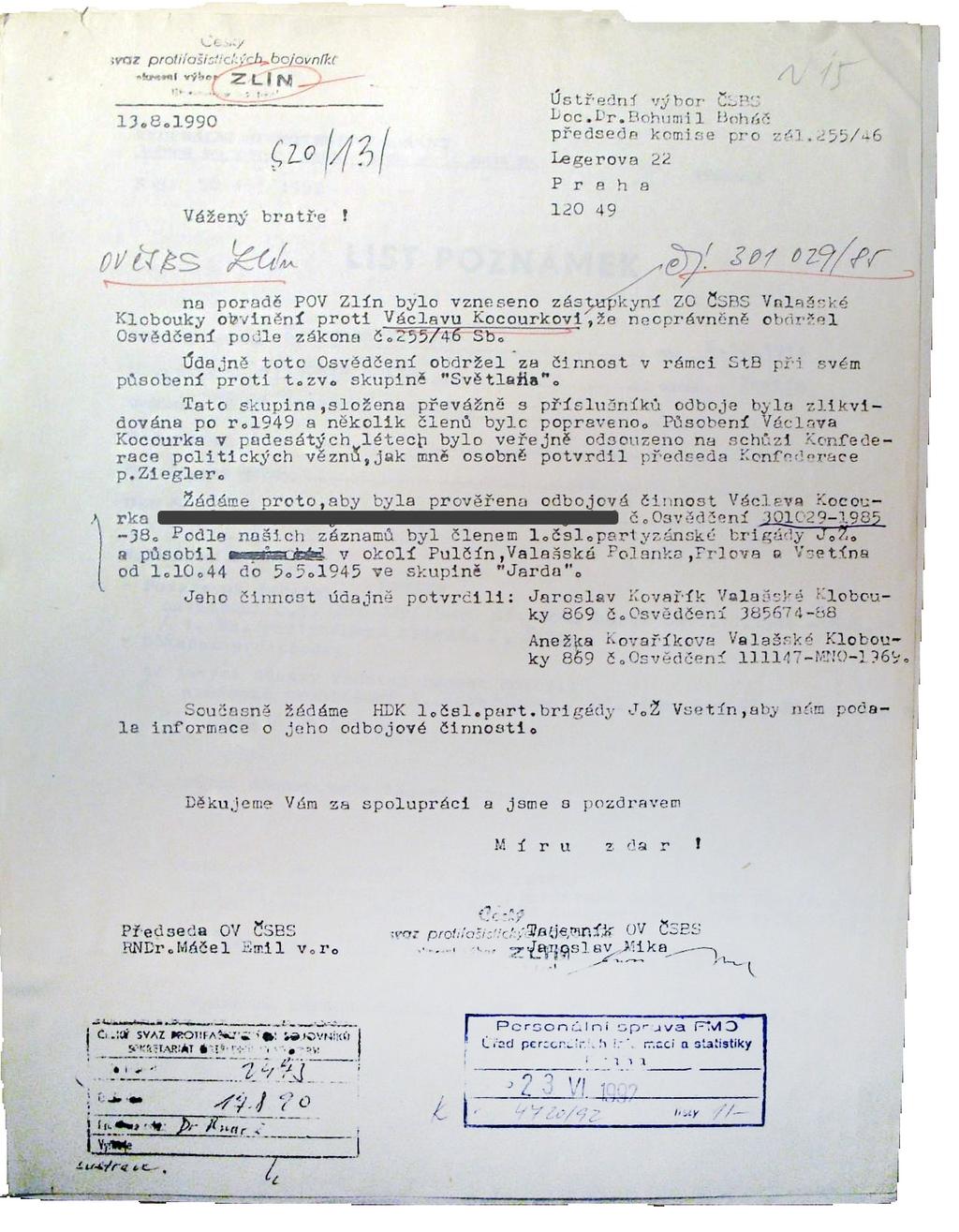 Dokument 8: Stížnost pobočky Svazu protifašistických bojovníků z roku 1990 na ocenění Václava Kocourka za protinacistický odboj VÚA-VHA