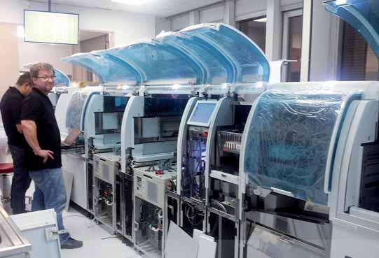 ZKUŠENOSTI Z LABORATOŘÍ Sestava se dvěma moduly není v naší laboratoři vhodná ani z ekonomického, ani z prostorového hlediska, takže tuto možnost nevyužíváme.