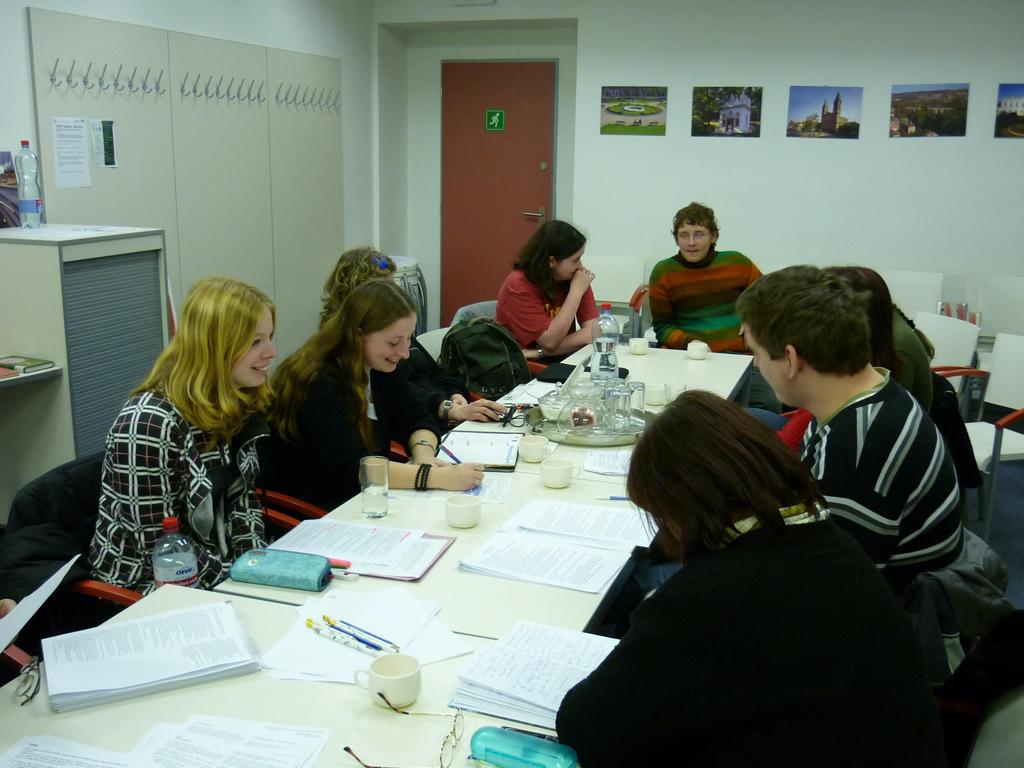 Literární dílny Mistři písmen, učni slov 5x5xTriumvirát Genealogický workshop Žurnalistický workshop