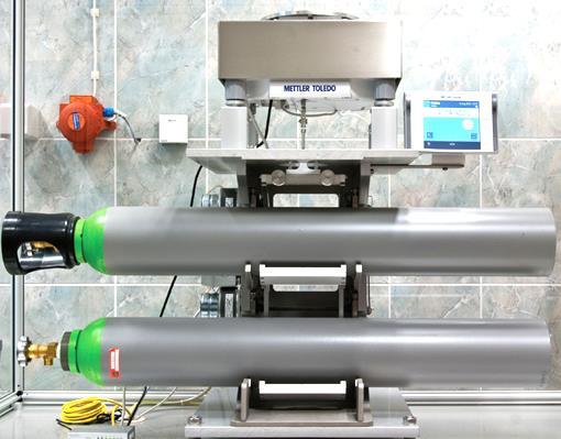 um - nestota vážení [g] uma - nestota typu A pro vážení [g] umb - nestota typu B pro vážení [g] SDvážen- směrodatná odchylka vážení [g] Nestota molárních hmotností sloučenn A xb y (u M) se počítá dle