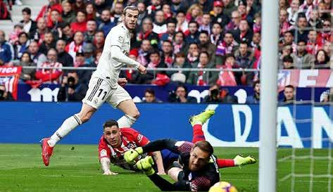 40 LA LIGA SERIE A 41 LA LIGA # MUŽSTVO Z V R P GÓLY B Real jako utržený vagón Bergamo atakuje Ligu mistrů! SERIE A # MUŽSTVO Z V R P GÓLY B 1. Barcelona 23 15 6 2 60:23 51 1.