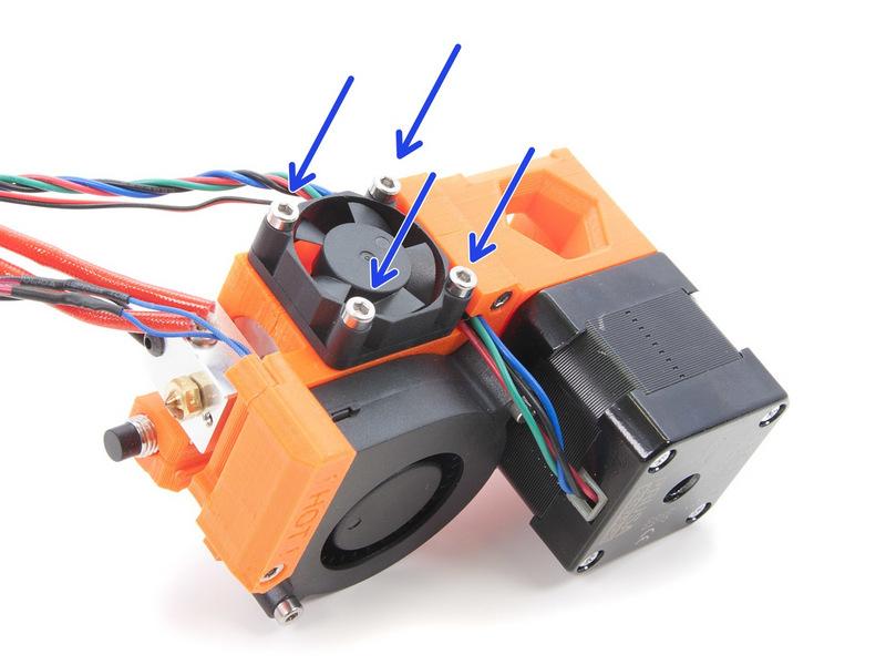 Step 7 Rozebírání extrudéru - 1. část Pro následující kroky použijte 2,5mm inbusový klíč.