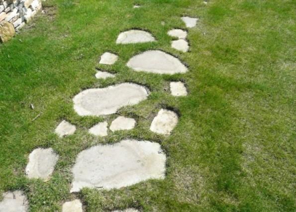 - Sjezdy z pozemních komunikací na sousední nemovitosti (zákon č.183/2006 Sb.).