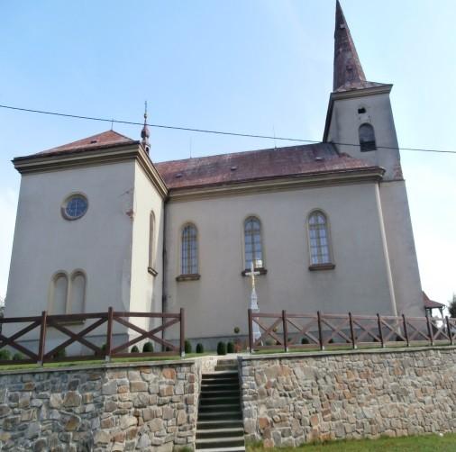 2/HISTORIE A SOUČASNOST MÍSTNÍHO KOSTELA PRACOVNÍ LIST 1/ Doplň správně do textu: První zmínka o kostele v Pavlovicích u Přerova se váţe k roku.