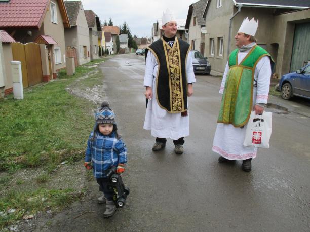 2014: 145 V říjnu započala výstavba splaškové kanalizace a ČOV s celkovými náklady cca 15 mil. Kč, která bude ukončena v roce 2015.