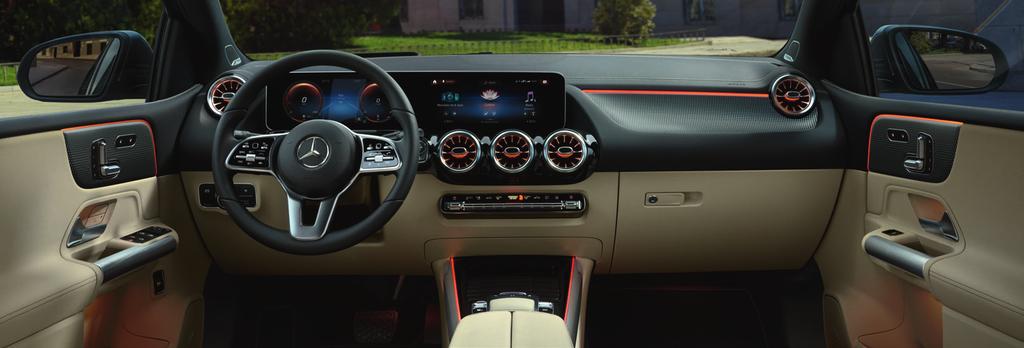 Rodinné automobily už také nejsou tím, čím bývaly. Už při nastupování si Vás získají elegantní ozdobné prvky, smyslně čisté linie a dynamický design wrap-around.