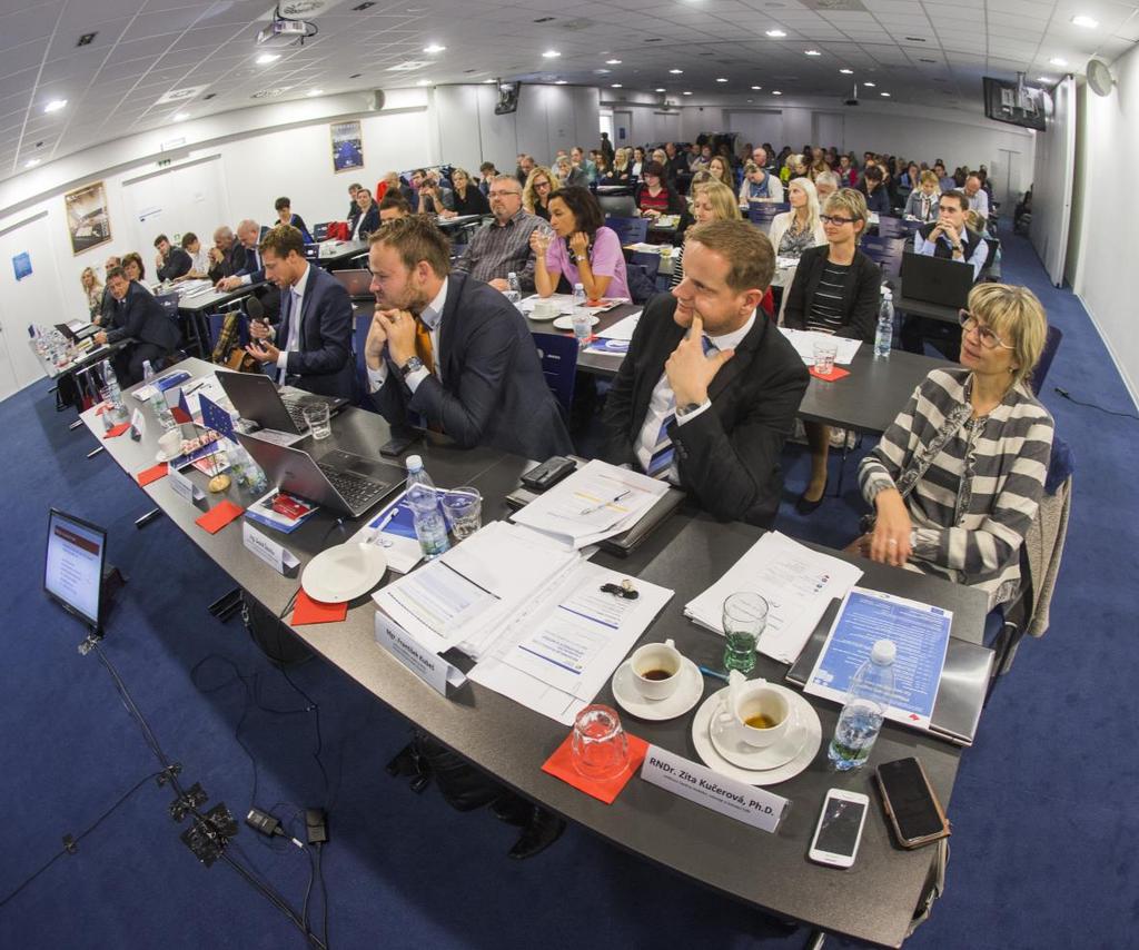 Konference Příležitosti pro region Co nového po roce 2020? Sekretariát RSK KHK ve spolupráci s Královéhradeckým krajem uspořádal 11.