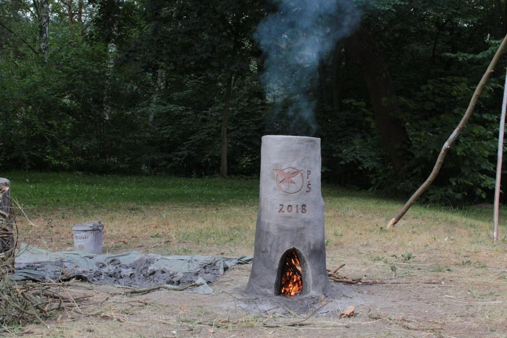 13 Vysoušení hotové pece ohněm