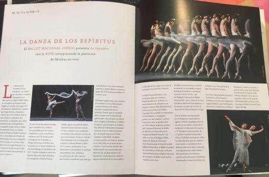 hostoval s inscenací La Bayadère. Hrát představení La Bayadère znamenalo vypravit do Teatro de la Maestranza více než šedesát tanečníků.